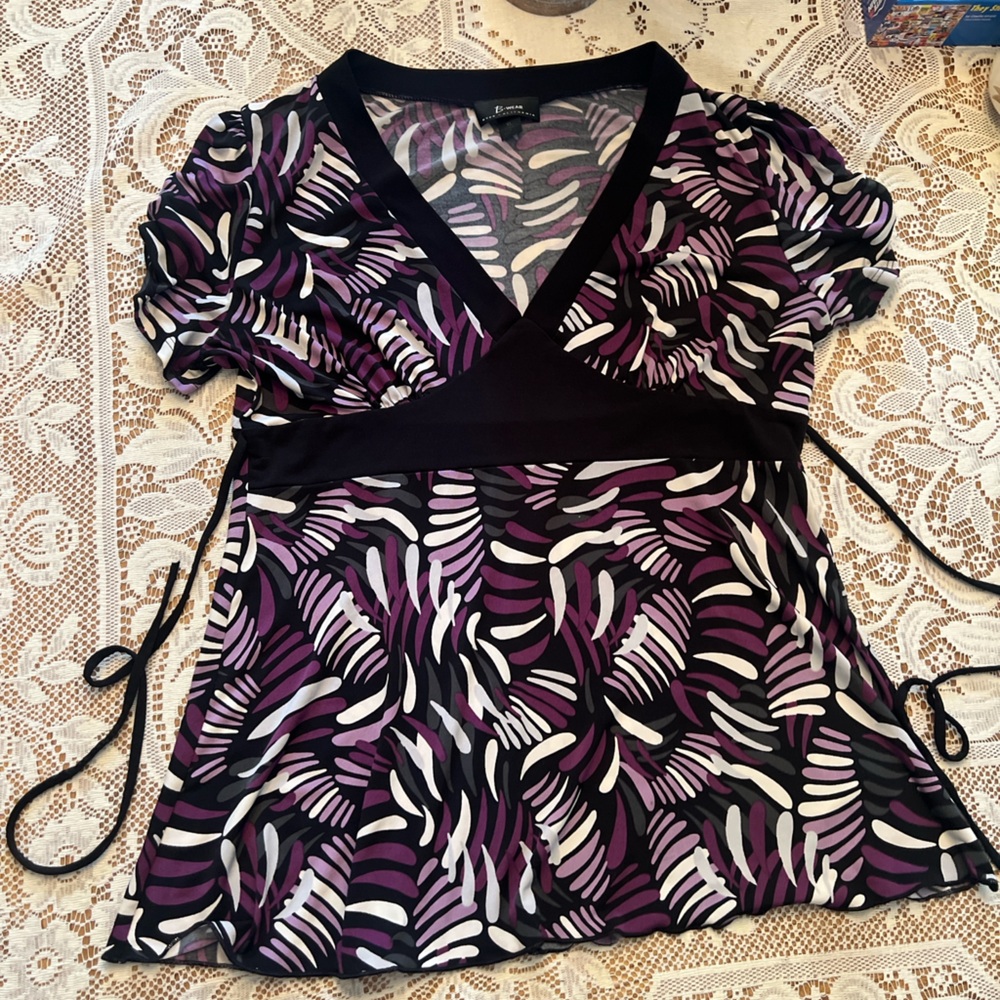 M/L Y2K Abstract Top - Picture 7 of 7